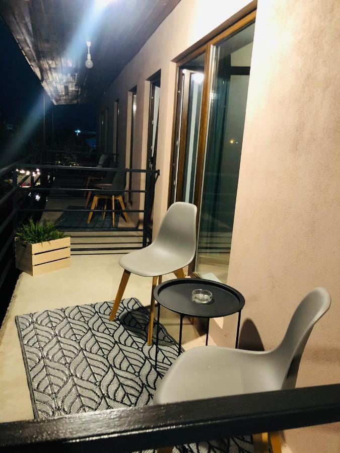 Отель Casa Maranta Костинешти Экстерьер фото